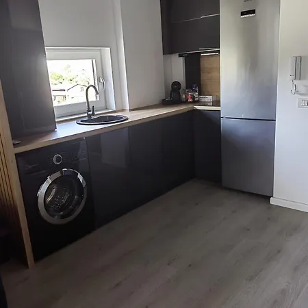 Blue Sea Apartment *
